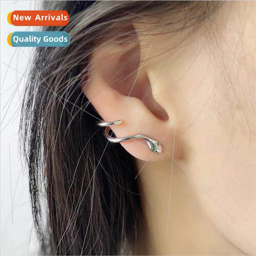 Green eyes snake earrings Europe retro punk dark cold wind s