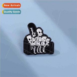 scare horror skull Diablo design chainsaw family punk badge