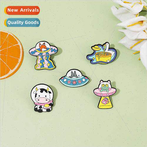 New alloy animal badge cartoon cute spaceship frog shape oil