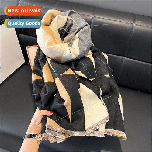 Autumn winter splicing lengthened senior sense Korean warm d