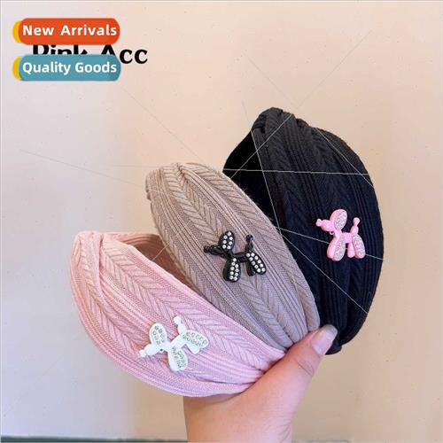 Knted Tweed Wide Cross High Cranial Top Crimped Hair Out Fun