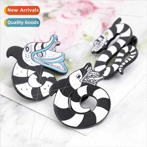New Jewellery Evil Rattlesnake Punk Brooch Clothing Bag Acce