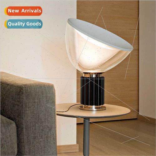 Scandinavian art designer personalized bedside table lamp si
