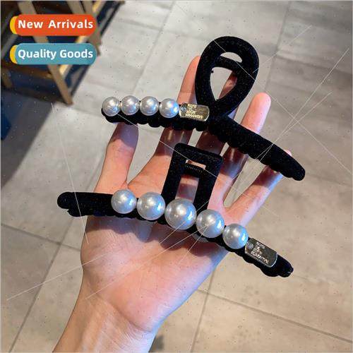 French senior sense black velvet scratch clip large female f