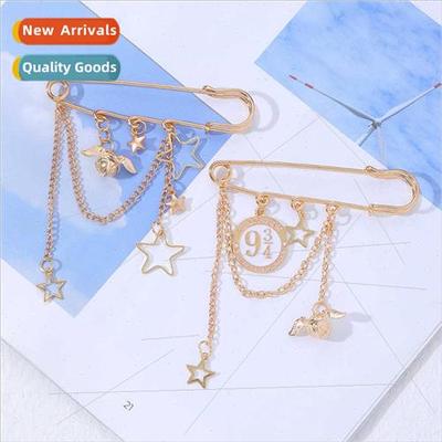 Star Flying Thief Brooch Bookbag Clothes Pin Jewelry Harry P