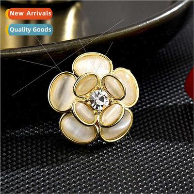 New elegant sweet camellia anti-glare magnetic suction buckl