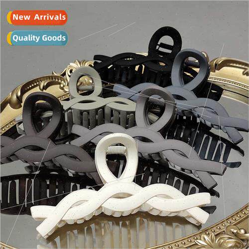 Grab clip elegant temperament matte back head shark clip was