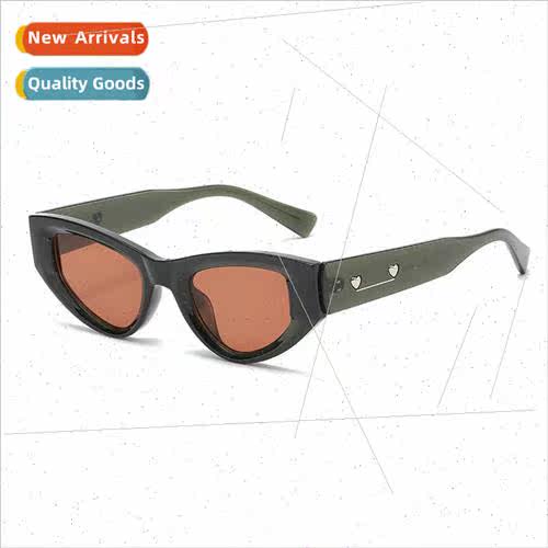 new Europe retro cat eye small face sunglasses female senior