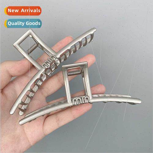 Cold wind shark clip oversized shark clip hair volume more g