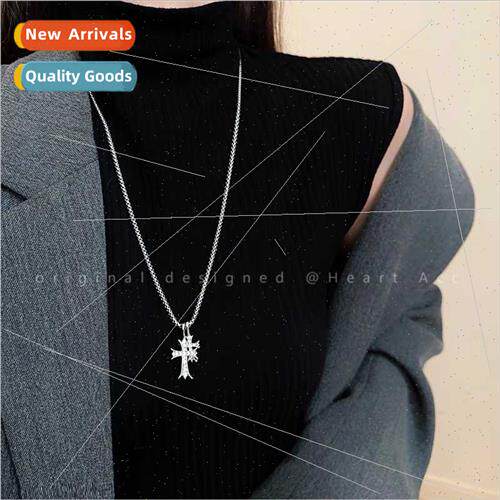 Europe Cuban cross necklace female hip-hop niche accessories