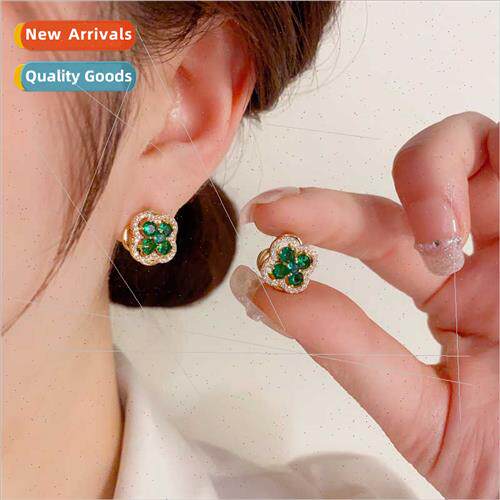 Vintage niche green zirconia four-leaf flower spinning earri