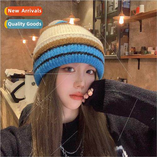 Big head circumference Korean color clash striped knted cap