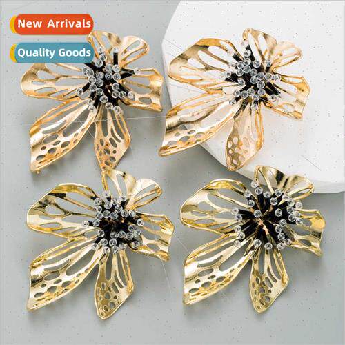 Fashion handmade beaded flower earrings Europe alloy flower
