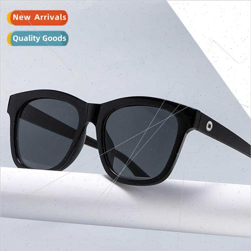 2021 light body black universal can UV protection oval face
