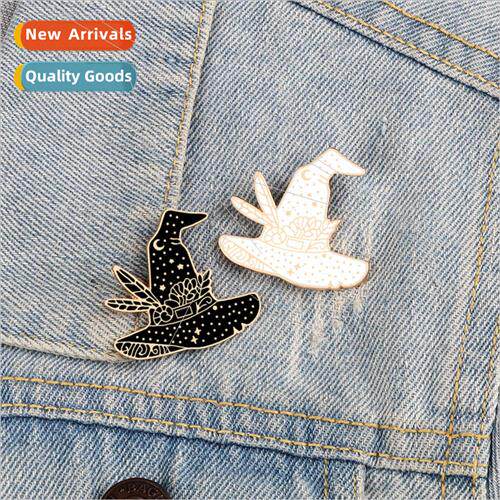Cartoon couple brooch new tide cute Japanese metal badge clo