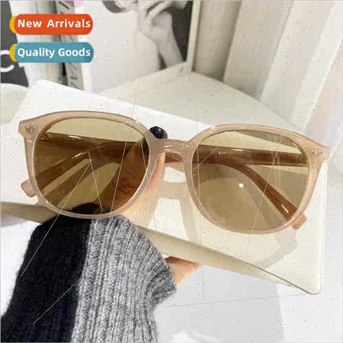 TR90 2024 new retro sunglasses female  tide round face show