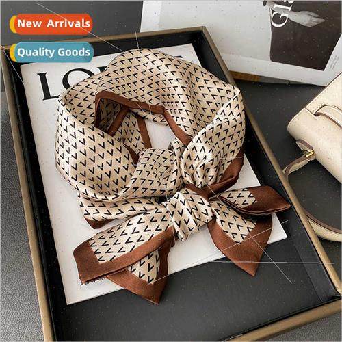 Korean  spring fall v word fresh