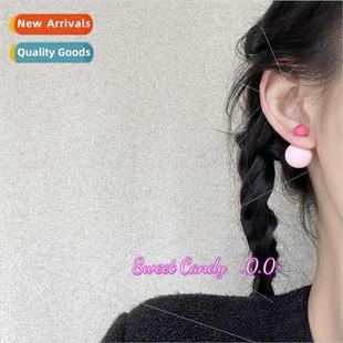 color clashing beads Two female candy earrings sweet wearing