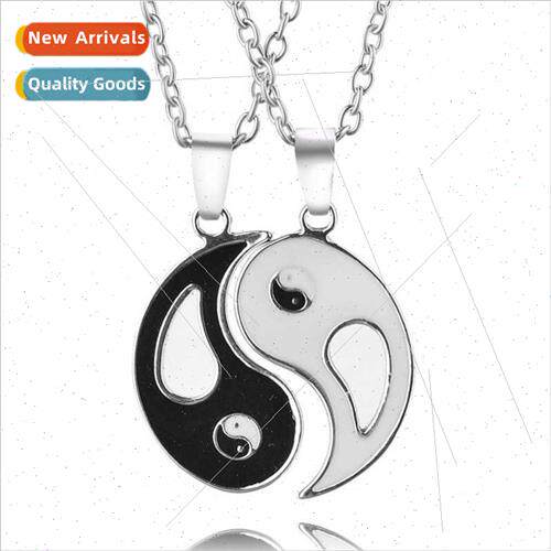 Yin Yang Taiji gossip two-petal patchwork pendant necklace m