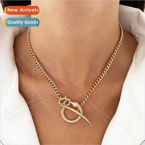 Twisting snake necklace female retro fashion creative small