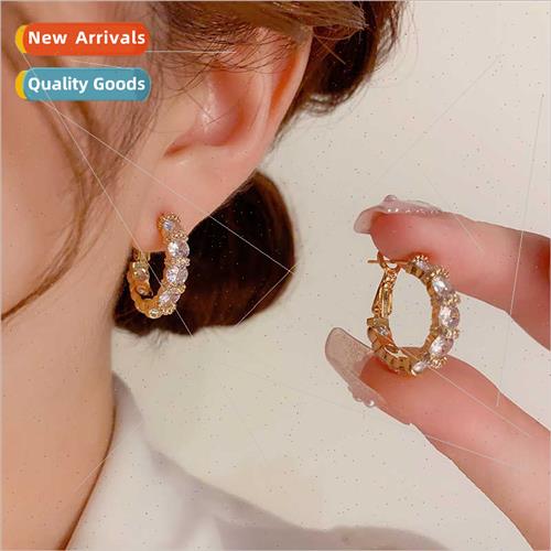 mple Fashion Super Shiny Zirconia Earrings Women Premium Fee