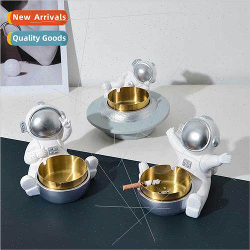 Creative Scandinavian personalized astronaut resin ashtray o