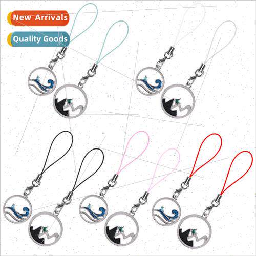 Couple girlfriends cell phone chain mountain alliance sea oa