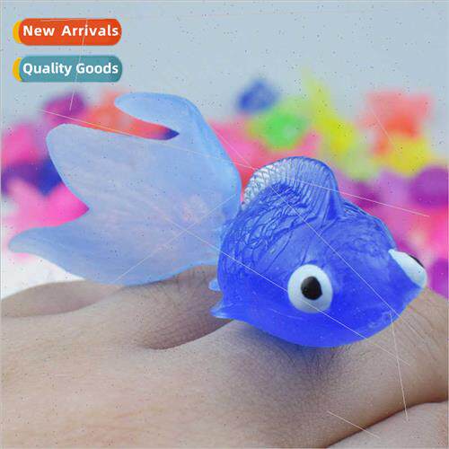 TPR soft rubber floating colorful goldfish model water play