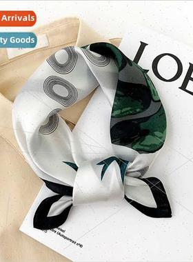 Fashion new Korean  leaf pattern small silk scarf decorated