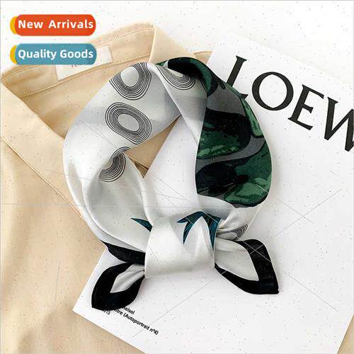 Fashion new Korean  leaf pattern small silk scarf decorated