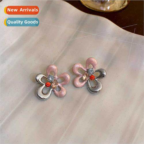 New exquise flower earrings niche earrings versatile earring