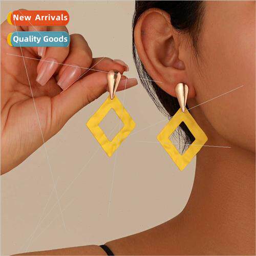 Europe personalized fashion high-level sense metal wind geom