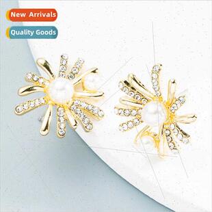 Atmospheric fashion creative alloy flowers inlaid pearl earr