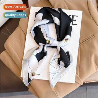 Autumn winter new temperament printing small square scarf fe