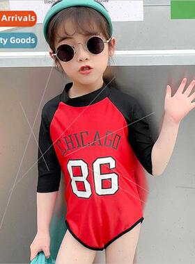 Girls swimsu one-piece flat angle conservative small cute lt