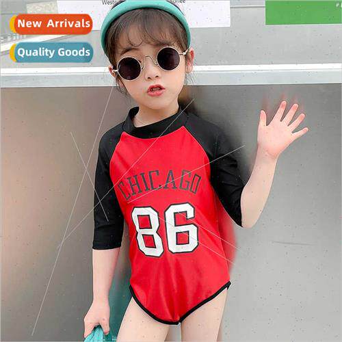 Girls swimsu one-piece flat angle conservative small cute lt