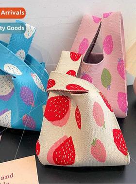 Premium sense self-reservation  retro color collision handba