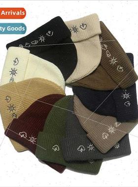 Cold cap autumn winter Japanese weather ecast embroidery knt
