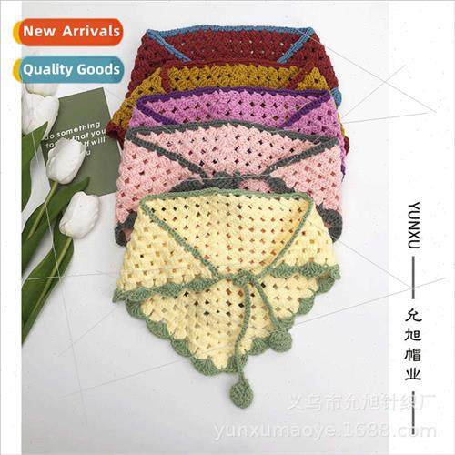 Color clashing handmade knted hollow triangle headbfemale sw