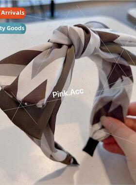 New high  earth brown geometric double bow hairpin