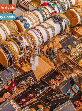 Vintage fashion atmosphere earrings court earrings earrings