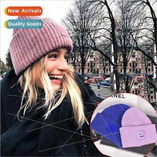 children wool knted Classic thickened smiley hat warm square