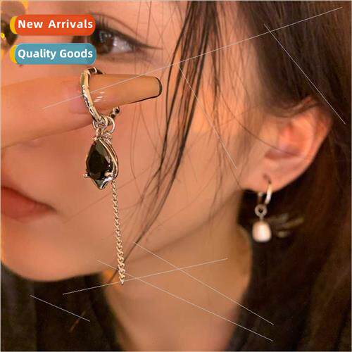 Asymmetric baroque diamond earrings female ins niche fashion