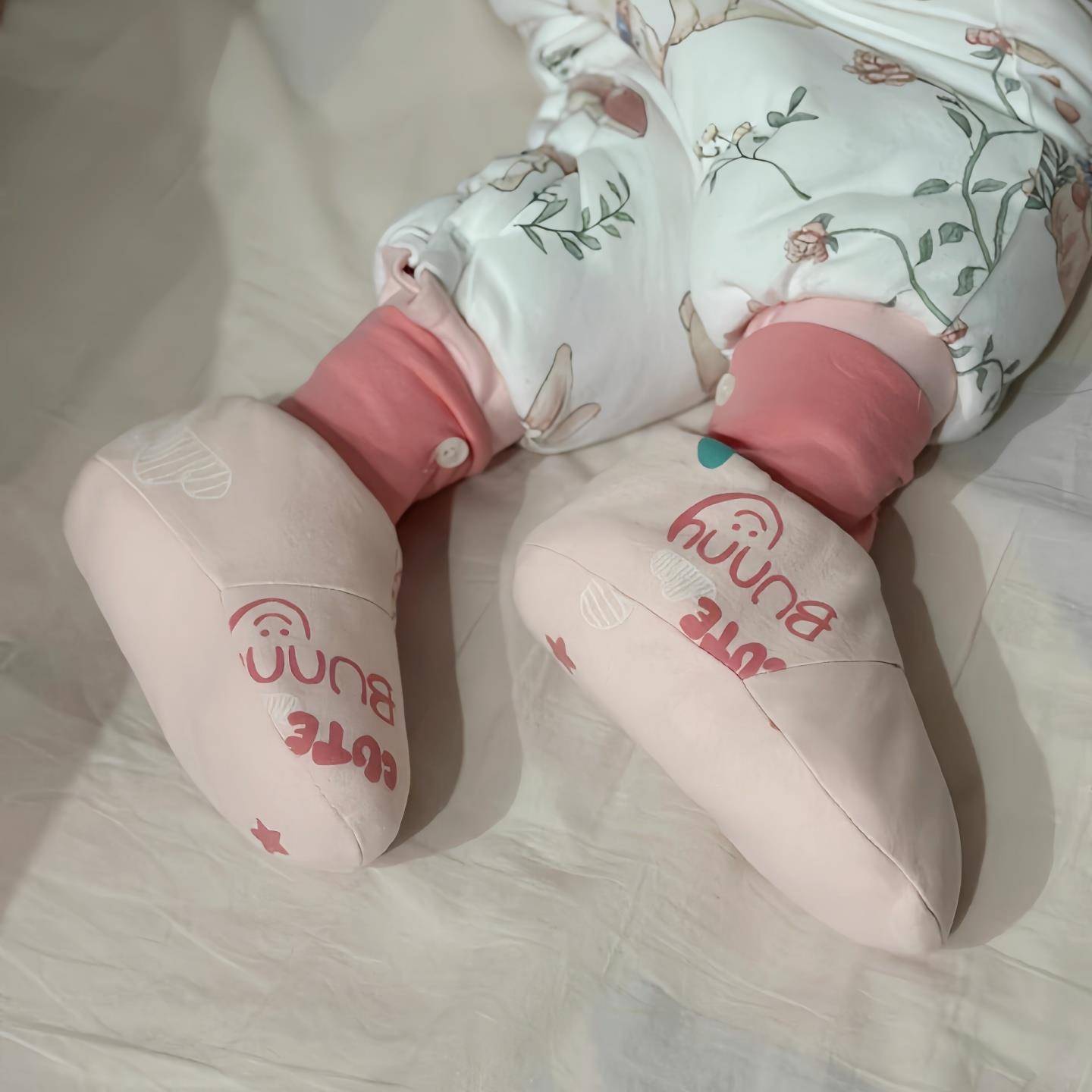 宝宝睡觉专用睡袋脚套保暖护脚秋冬季夹棉加厚儿童睡眠袜软底鞋子