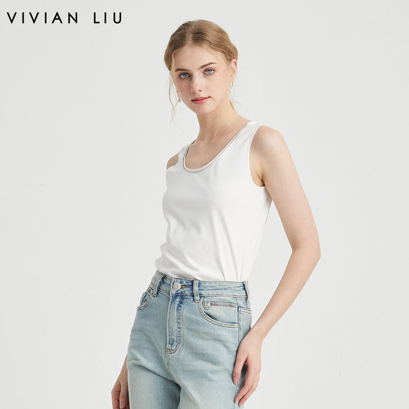 圆领口镶钻点缀时尚内搭背心