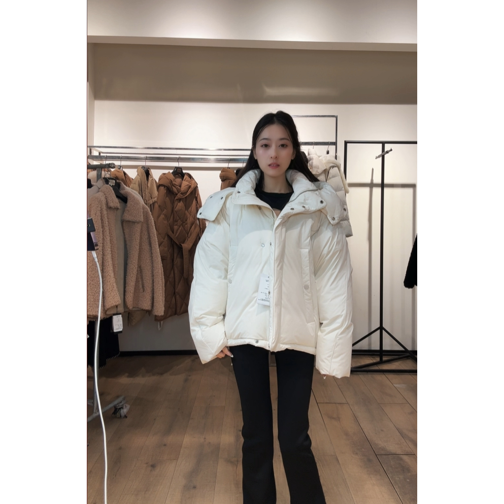 1208芬达  30号 bu退换价格599  衣长