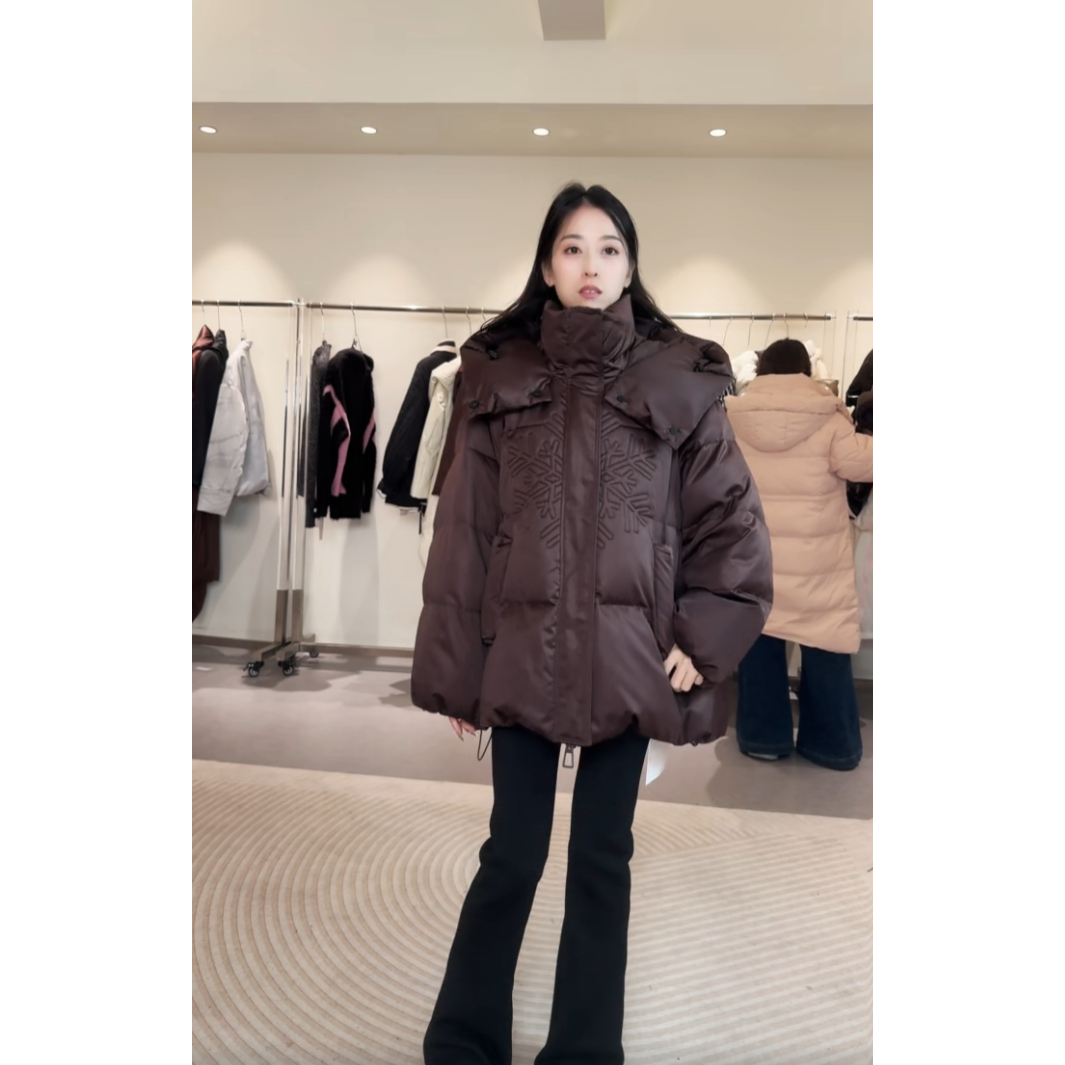 1205芬达  59号 bu退换价格799  衣长