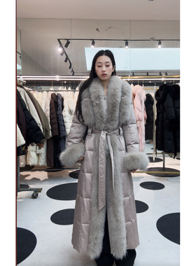 0113芬达   77 号 bu退换价格 999  衣长110 胸围106