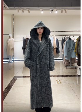 0115芬达   47 号 bu退换价格899   衣长116