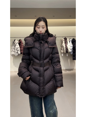 0107芬达  18 号 bu退换价格699  衣长70 款号w7507充绒184-200g